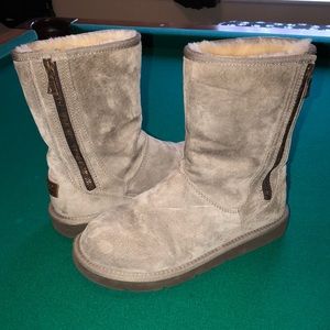 Grey Ugg boots with side zipper